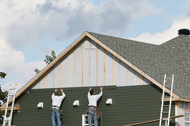 Professional Siding technician working in Zarephath, NJ